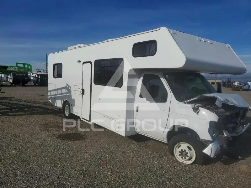 2024 Ford ECONOLINE photo