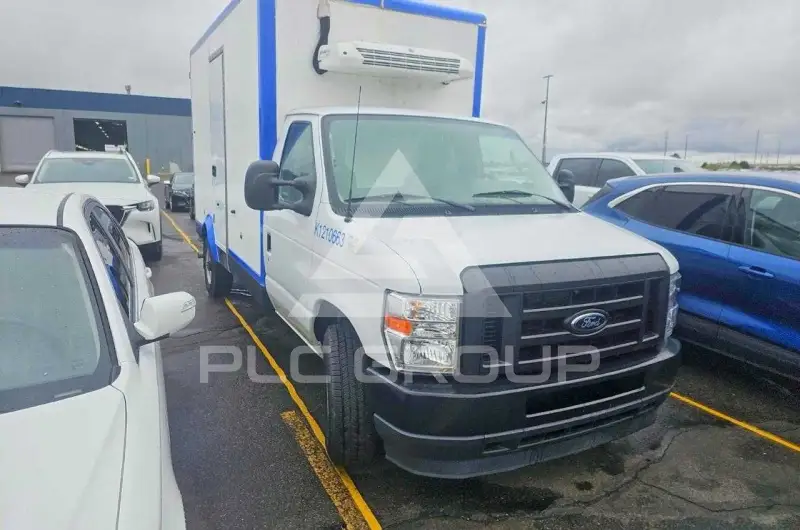 2024 Ford ECONOLINE фото