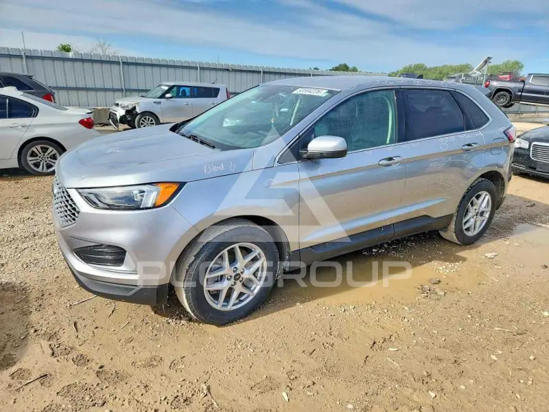 2024 Ford EDGE photo