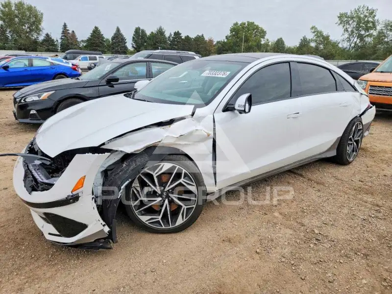 2024 Hyundai Ioniq фото