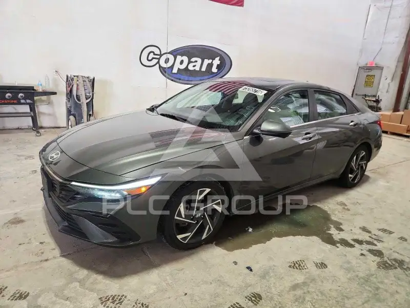 2024 Hyundai Elantra фото