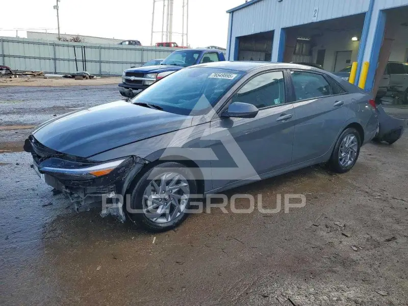 2024 Hyundai Elantra фото