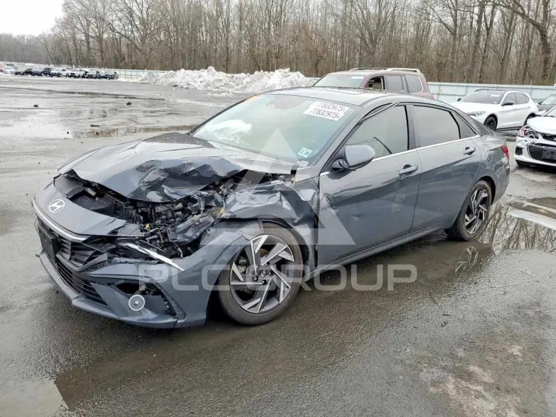 2024 Hyundai Elantra фото