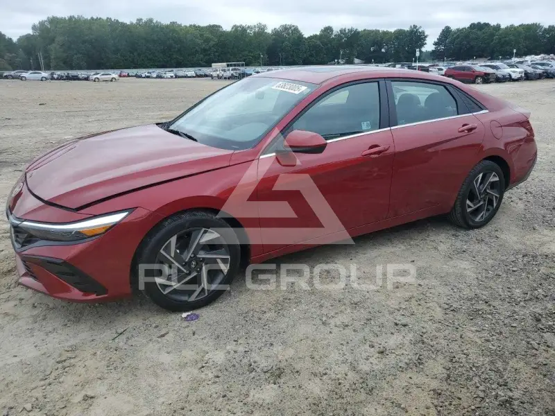 2024 Hyundai Elantra фото