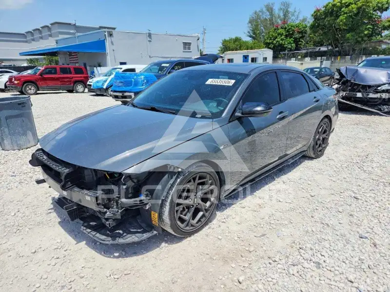 2024 Hyundai Elantra фото