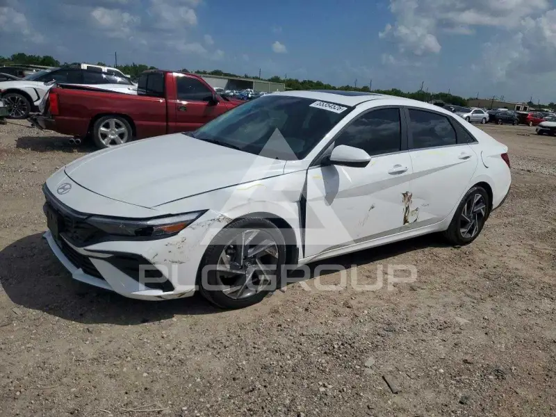 2024 Hyundai Elantra фото