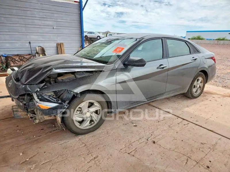 2024 Hyundai Elantra фото