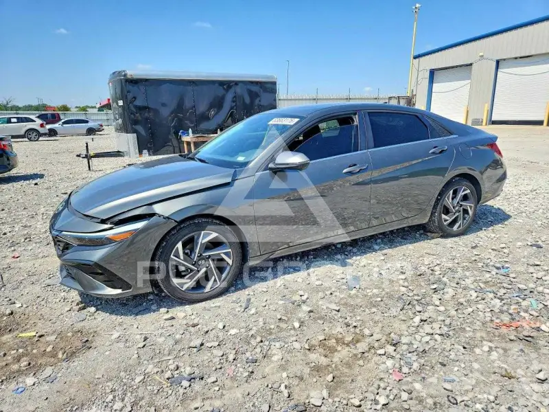 2024 Hyundai Elantra фото