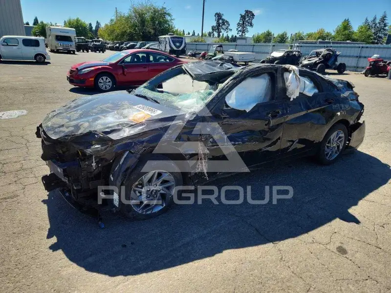 2024 Hyundai Elantra фото
