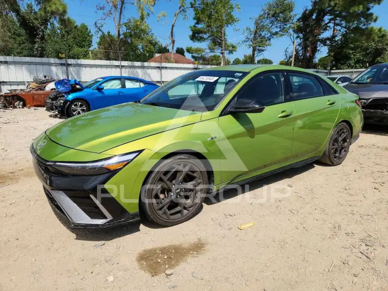2024 Hyundai Elantra фото