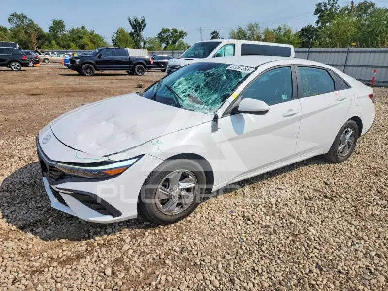 2024 Hyundai Elantra фото