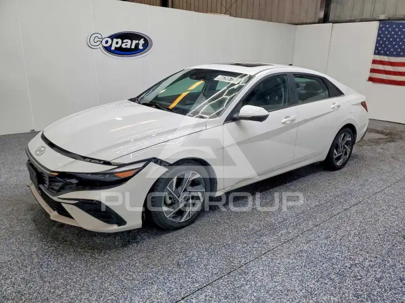 2024 Hyundai Elantra фото