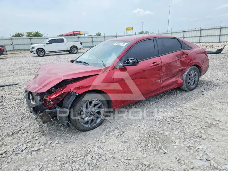 2024 Hyundai Elantra фото