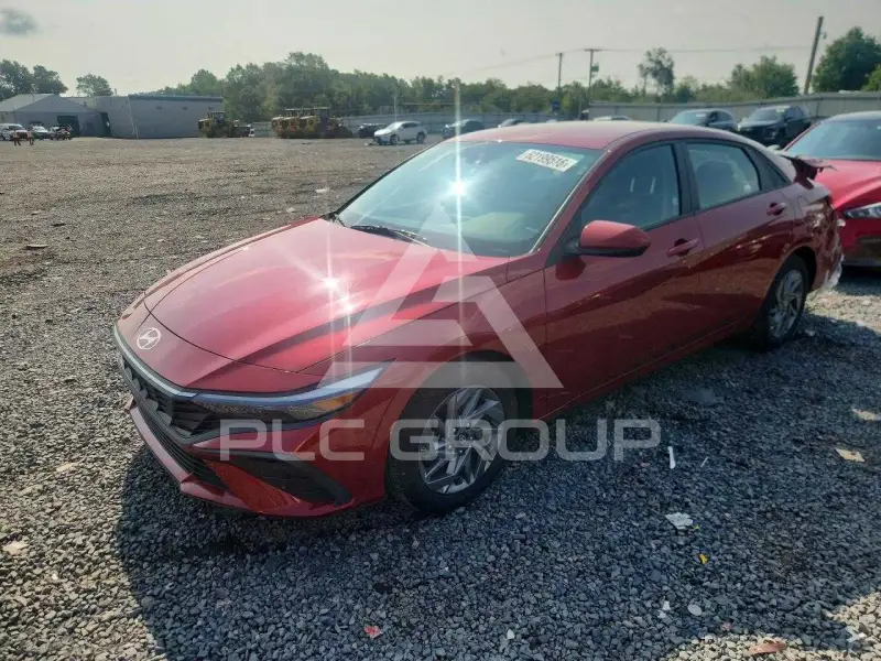 2024 Hyundai Elantra photo