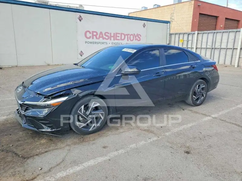 2024 Hyundai Elantra photo