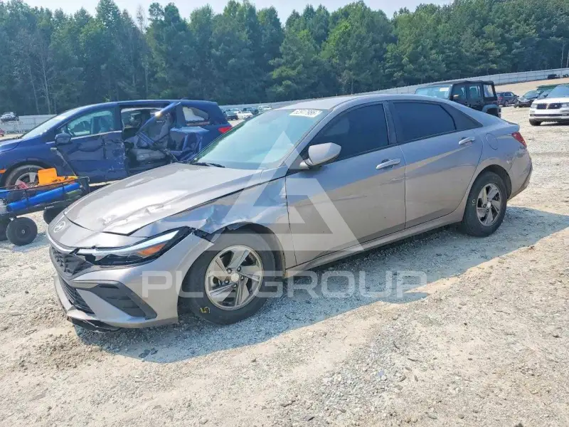 2024 Hyundai Elantra фото
