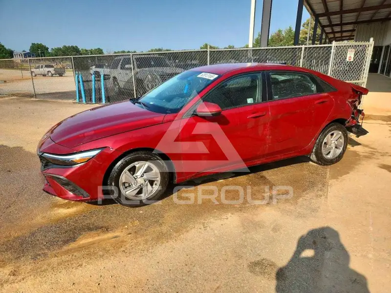2024 Hyundai Elantra фото