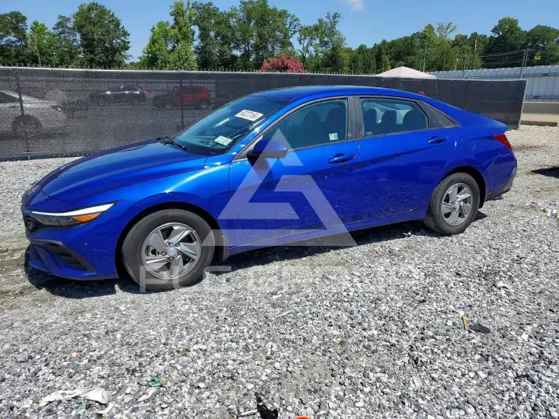 2024 Hyundai Elantra photo