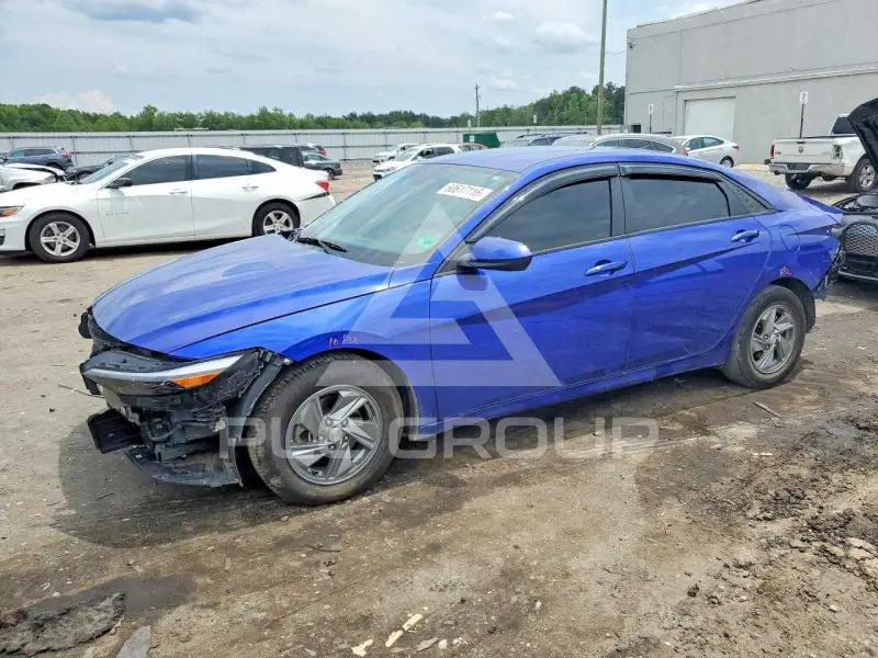 2024 Hyundai Elantra фото