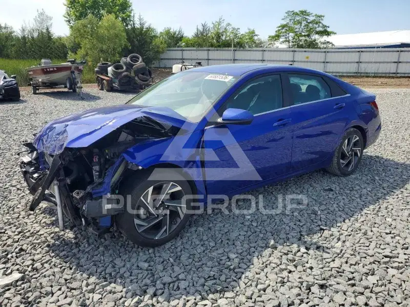 2024 Hyundai Elantra фото