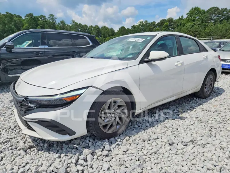 2024 Hyundai Elantra фото
