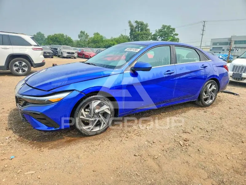 2024 Hyundai Elantra photo