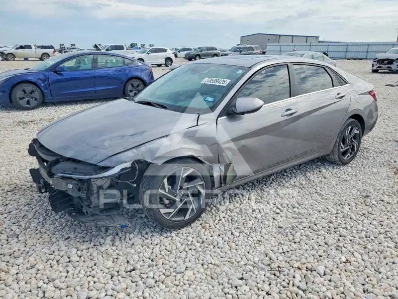 2024 Hyundai Elantra фото