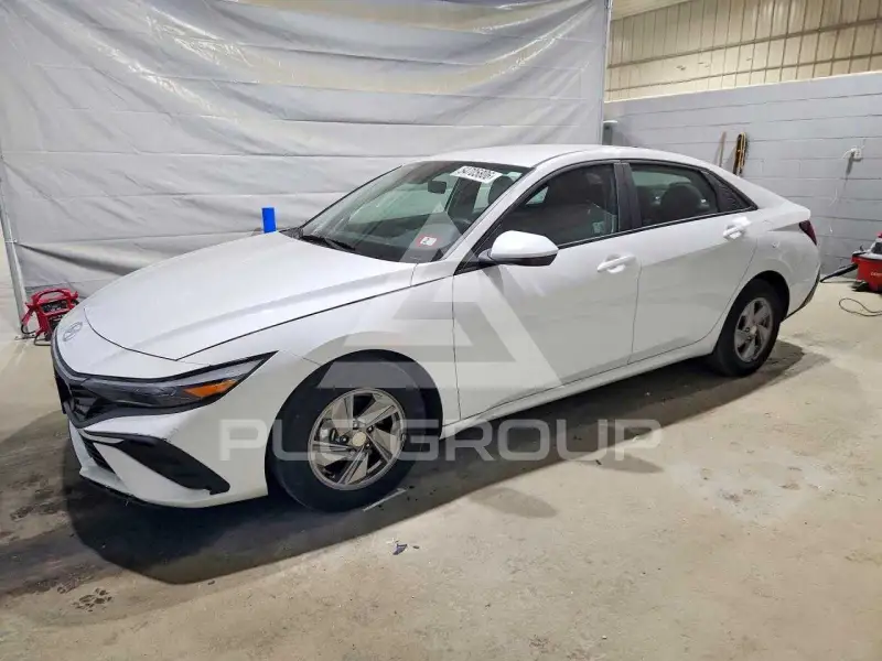 2024 Hyundai Elantra фото
