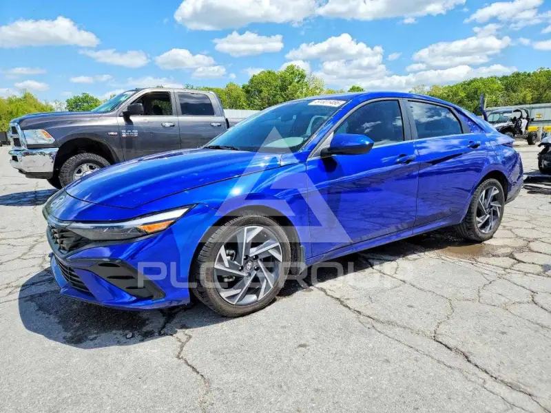 2024 Hyundai Elantra фото