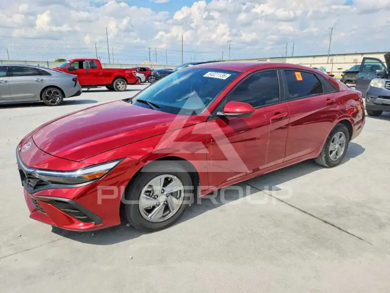 2024 Hyundai Elantra фото
