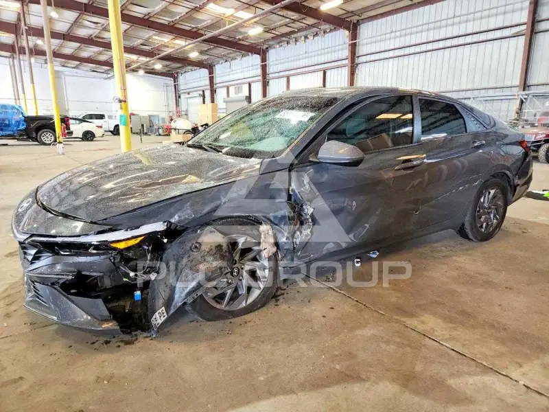 2024 Hyundai Elantra фото