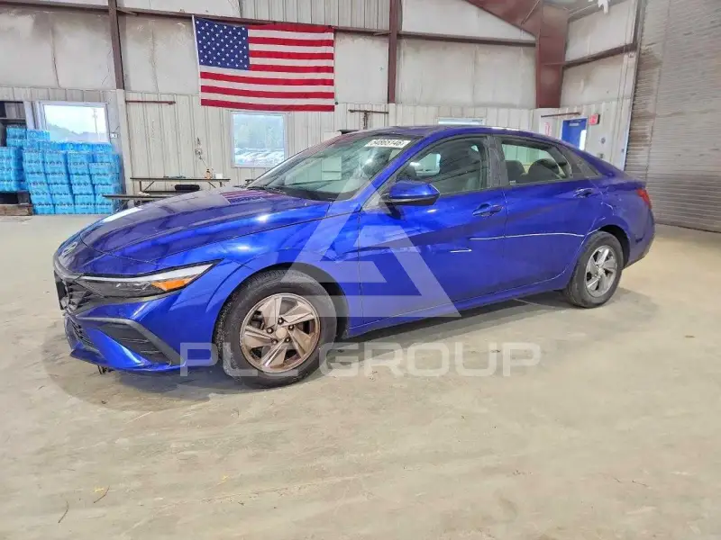 2024 Hyundai Elantra фото