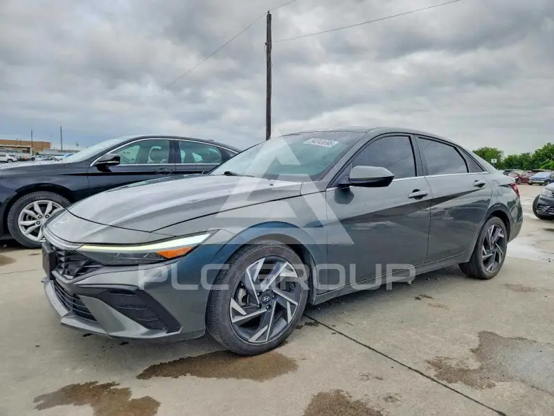 2024 Hyundai Elantra фото
