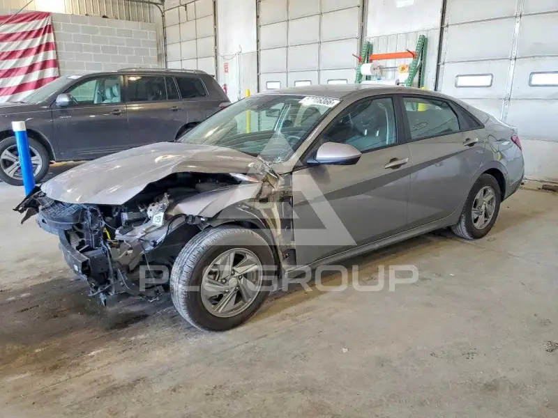 2024 Hyundai Elantra фото
