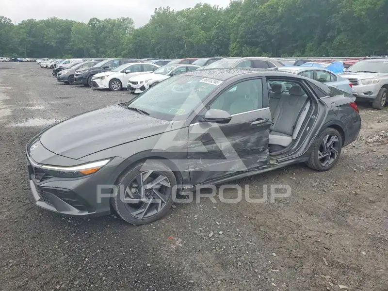 2024 Hyundai Elantra фото