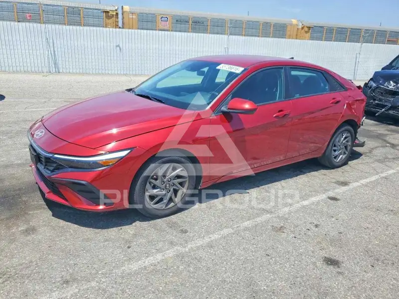 2024 Hyundai Elantra фото