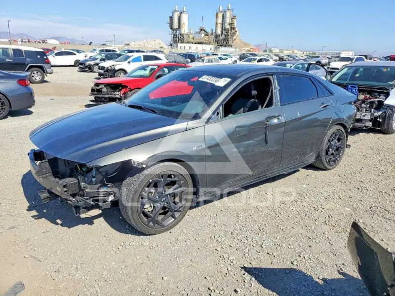 2024 Hyundai Elantra фото