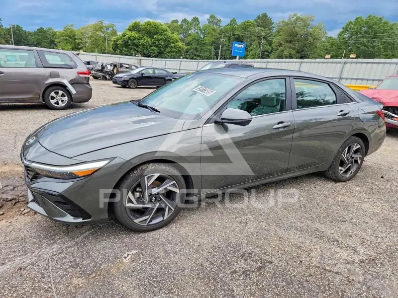 2024 Hyundai Elantra фото