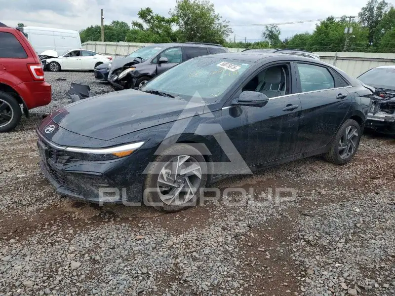 2024 Hyundai Elantra фото