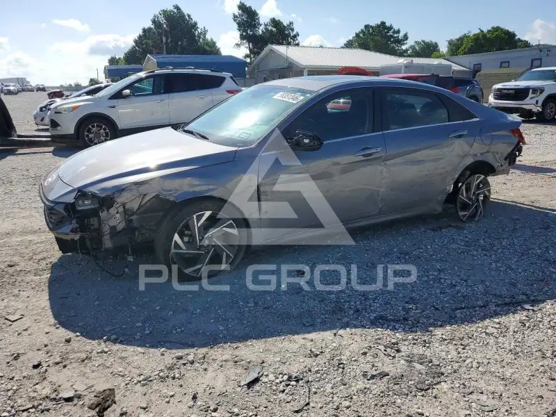 2024 Hyundai Elantra фото