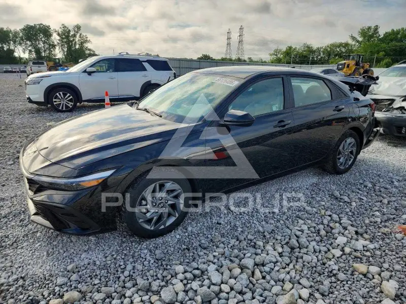 2024 Hyundai Elantra фото
