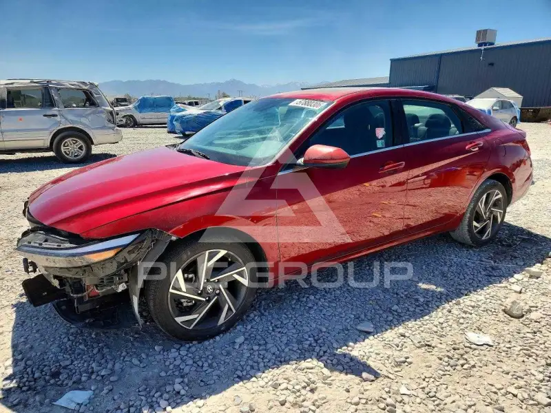 2024 Hyundai Elantra фото