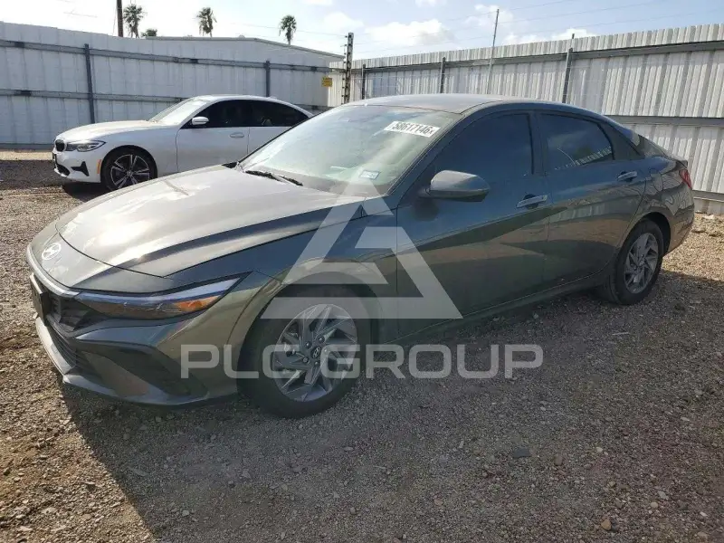 2024 Hyundai Elantra фото