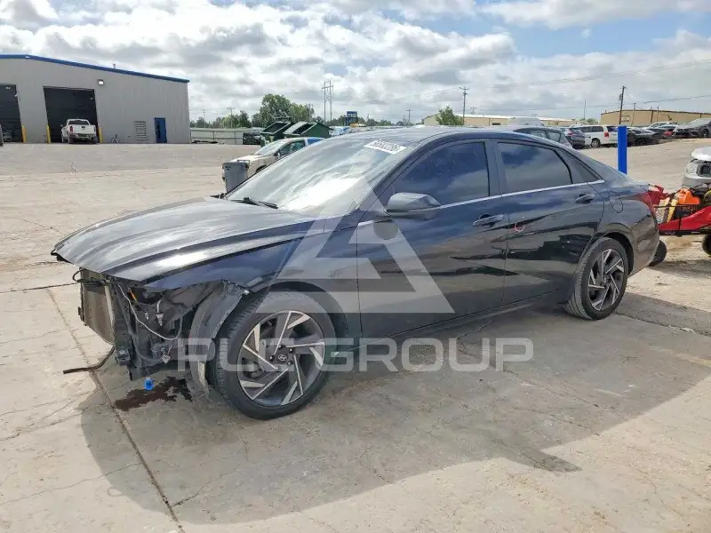 2024 Hyundai Elantra фото