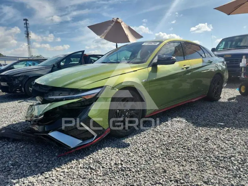 2024 Hyundai Elantra фото