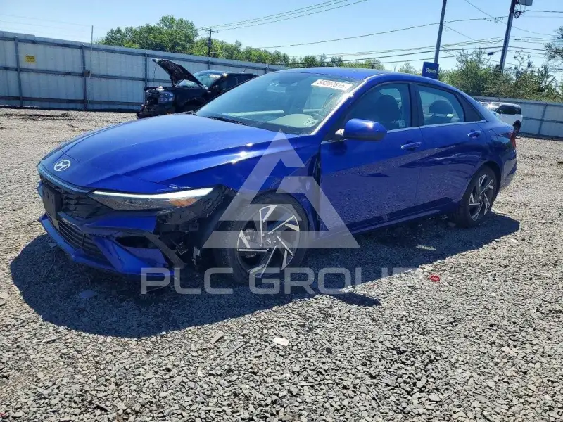 2024 Hyundai Elantra photo