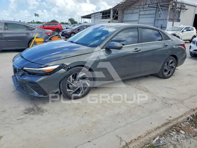 2024 Hyundai Elantra фото