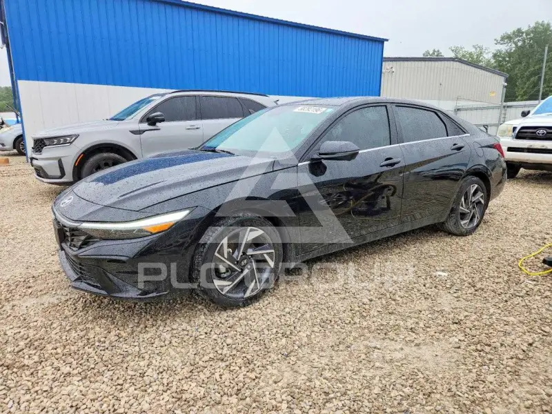 2024 Hyundai Elantra photo