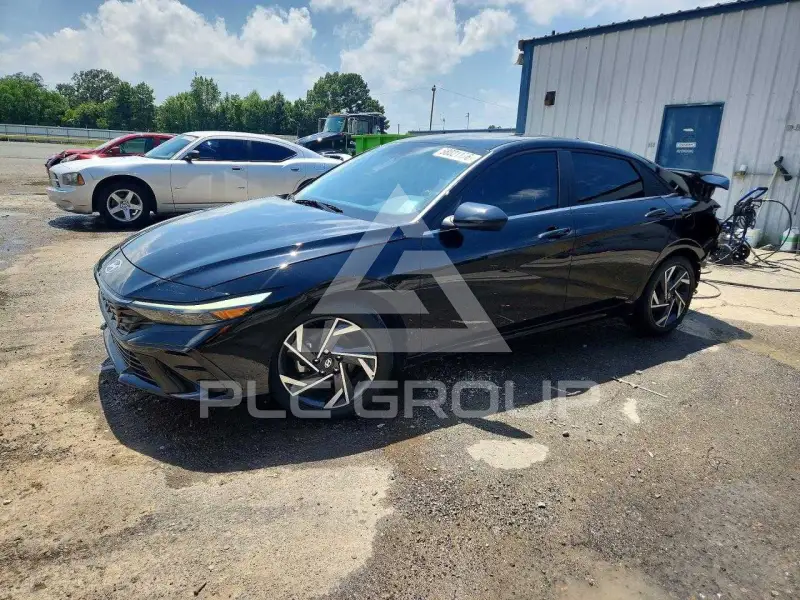 2024 Hyundai Elantra фото