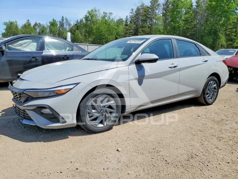2024 Hyundai Elantra фото